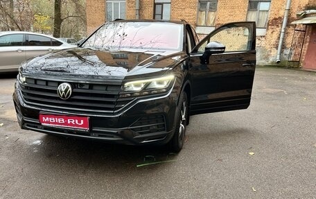 Volkswagen Touareg III, 2021 год, 7 600 000 рублей, 1 фотография