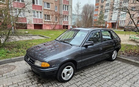 Opel Astra F, 1992 год, 120 000 рублей, 2 фотография