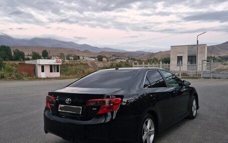 Toyota Camry, 2014 год, 1 200 000 рублей, 4 фотография