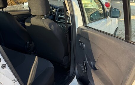 Renault Logan II, 2020 год, 530 000 рублей, 11 фотография