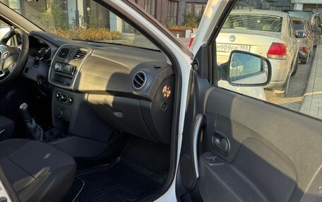 Renault Logan II, 2020 год, 530 000 рублей, 10 фотография