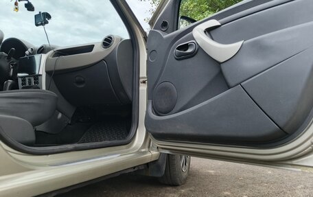 Renault Logan I, 2010 год, 635 000 рублей, 7 фотография