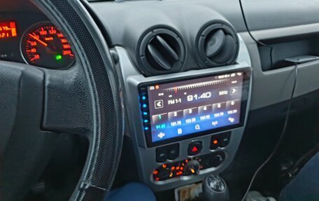 Renault Logan I, 2010 год, 635 000 рублей, 31 фотография