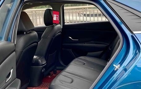 Hyundai Elantra, 2022 год, 1 263 000 рублей, 8 фотография