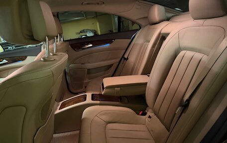 Mercedes-Benz CLS, 2012 год, 2 100 000 рублей, 9 фотография