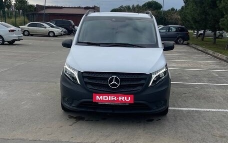 Mercedes-Benz Vito, 2019 год, 5 500 000 рублей, 3 фотография