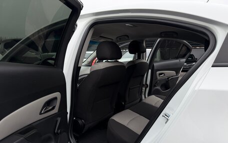 Chevrolet Cruze II, 2013 год, 865 000 рублей, 17 фотография