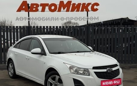 Chevrolet Cruze II, 2013 год, 865 000 рублей, 4 фотография
