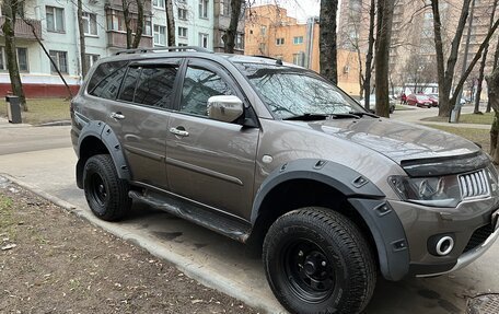 Mitsubishi Pajero Sport II рестайлинг, 2011 год, 1 210 000 рублей, 11 фотография
