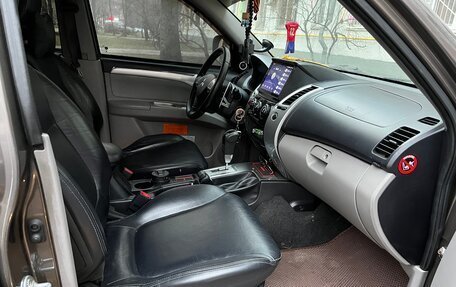 Mitsubishi Pajero Sport II рестайлинг, 2011 год, 1 210 000 рублей, 10 фотография