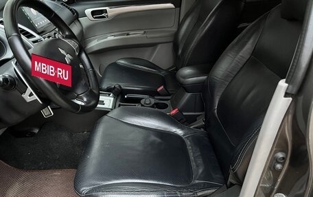 Mitsubishi Pajero Sport II рестайлинг, 2011 год, 1 210 000 рублей, 13 фотография