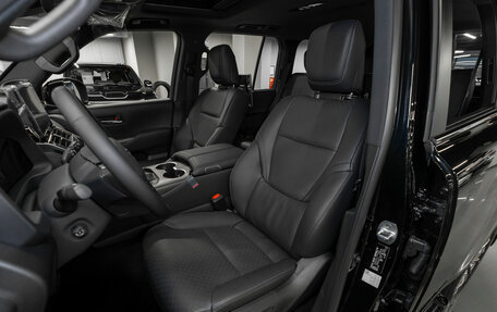 Toyota Land Cruiser, 2025 год, 16 400 000 рублей, 9 фотография