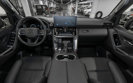 Toyota Land Cruiser, 2025 год, 16 400 000 рублей, 8 фотография