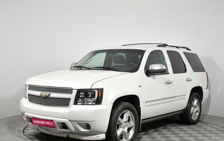 Chevrolet Tahoe III, 2013 год, 1 890 000 рублей, 1 фотография