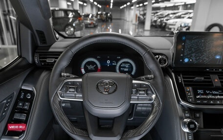 Toyota Land Cruiser, 2025 год, 16 400 000 рублей, 11 фотография