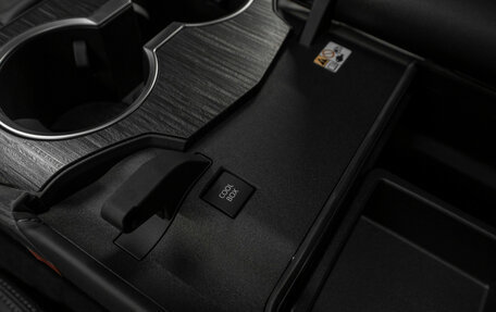 Toyota Land Cruiser, 2025 год, 16 400 000 рублей, 28 фотография