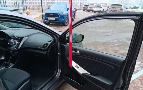 Hyundai Solaris II рестайлинг, 2015 год, 950 000 рублей, 20 фотография