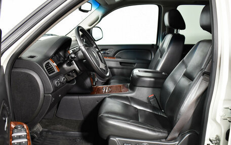 Chevrolet Tahoe III, 2013 год, 1 890 000 рублей, 10 фотография