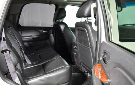 Chevrolet Tahoe III, 2013 год, 1 890 000 рублей, 12 фотография