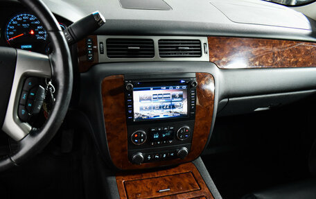 Chevrolet Tahoe III, 2013 год, 1 890 000 рублей, 20 фотография