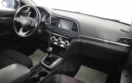 Hyundai Elantra VI рестайлинг, 2019 год, 1 450 000 рублей, 11 фотография