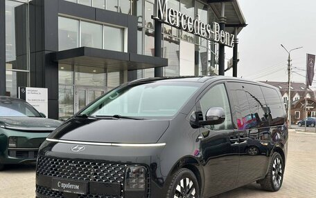 Hyundai Staria, 2021 год, 4 600 000 рублей, 1 фотография