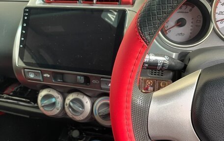 Honda Fit III, 2004 год, 530 000 рублей, 3 фотография