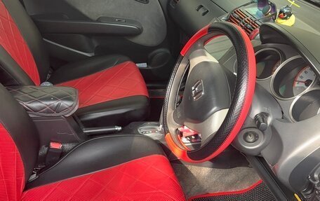 Honda Fit III, 2004 год, 530 000 рублей, 5 фотография