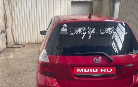 Honda Fit III, 2004 год, 530 000 рублей, 6 фотография