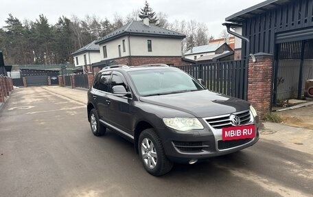 Volkswagen Touareg III, 2010 год, 1 600 000 рублей, 4 фотография