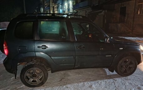 Chevrolet Niva I рестайлинг, 2012 год, 450 000 рублей, 6 фотография