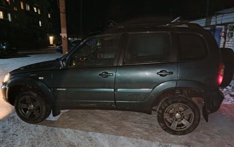 Chevrolet Niva I рестайлинг, 2012 год, 450 000 рублей, 8 фотография