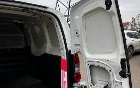 Citroen Berlingo II рестайлинг, 2013 год, 750 000 рублей, 37 фотография