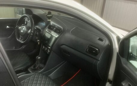 Volkswagen Polo VI (EU Market), 2015 год, 690 000 рублей, 7 фотография