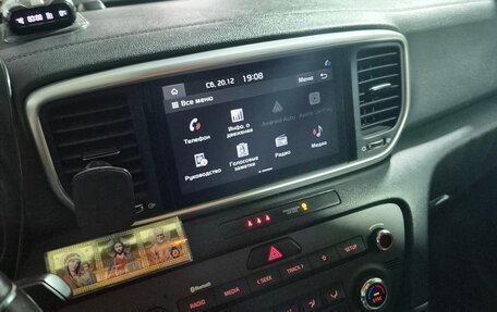 KIA Sportage IV рестайлинг, 2020 год, 2 600 000 рублей, 10 фотография