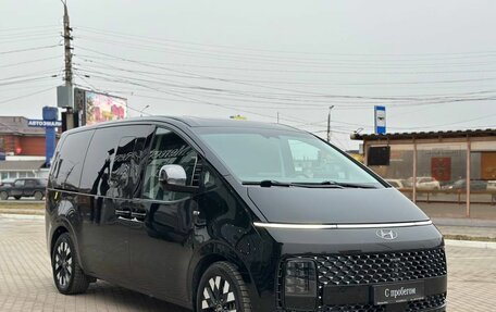 Hyundai Staria, 2021 год, 4 600 000 рублей, 3 фотография