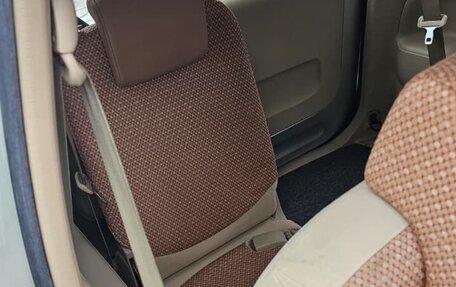 Toyota Sienta I, 2013 год, 750 000 рублей, 9 фотография