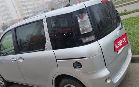 Toyota Sienta I, 2013 год, 750 000 рублей, 5 фотография