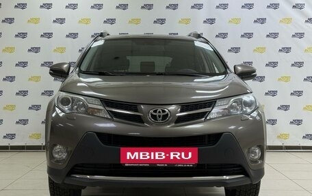 Toyota RAV4, 2013 год, 2 371 000 рублей, 2 фотография