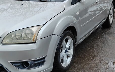 Ford Focus II рестайлинг, 2005 год, 395 000 рублей, 2 фотография