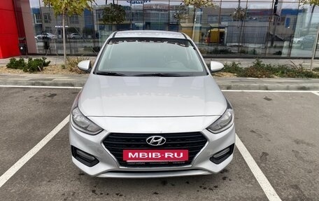 Hyundai Solaris II рестайлинг, 2017 год, 1 075 000 рублей, 6 фотография