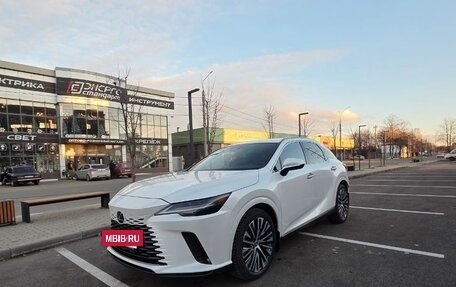 Lexus RX IV рестайлинг, 2023 год, 8 500 000 рублей, 3 фотография