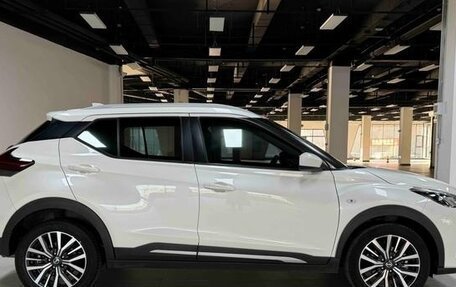 Nissan Kicks I, 2022 год, 1 600 000 рублей, 6 фотография