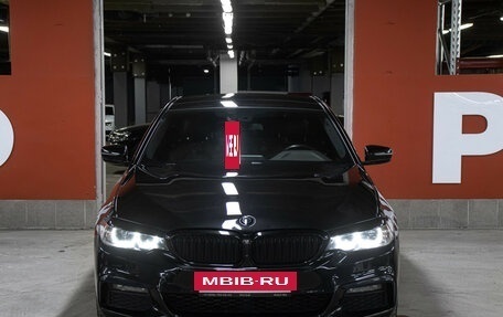 BMW 5 серия, 2019 год, 2 900 000 рублей, 2 фотография