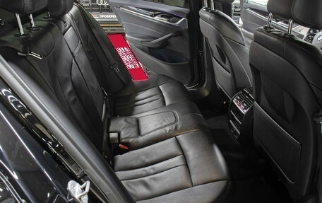 BMW 5 серия, 2019 год, 2 900 000 рублей, 12 фотография