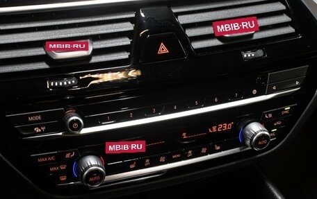 BMW 5 серия, 2019 год, 2 900 000 рублей, 18 фотография