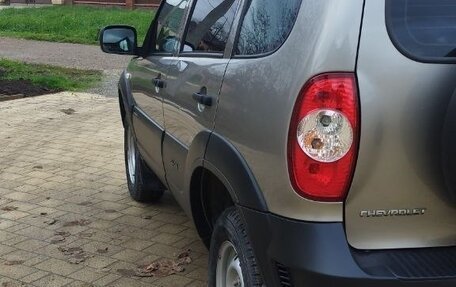 Chevrolet Niva I рестайлинг, 2018 год, 738 000 рублей, 4 фотография