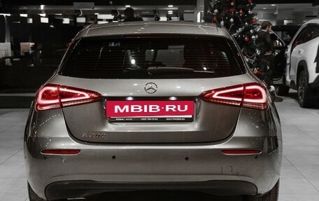 Mercedes-Benz A-Класс, 2019 год, 1 898 000 рублей, 5 фотография