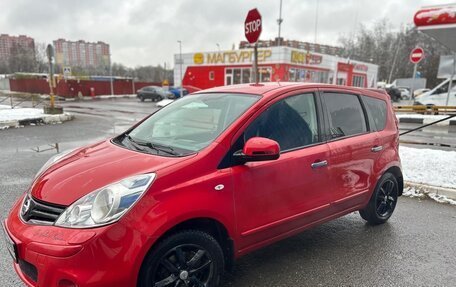 Nissan Note II рестайлинг, 2011 год, 890 000 рублей, 2 фотография