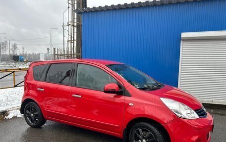 Nissan Note II рестайлинг, 2011 год, 890 000 рублей, 3 фотография